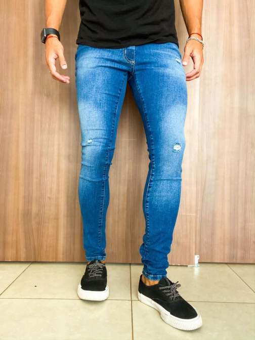 Líder en Venta Online de Ropa por mayor de Av. Avellaneda - Modatex